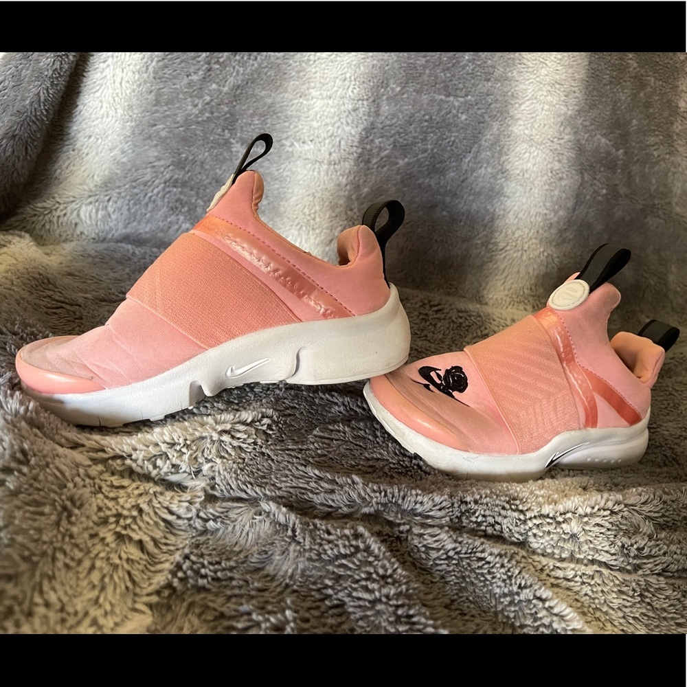 Nike shoes size 9C peachy pink color